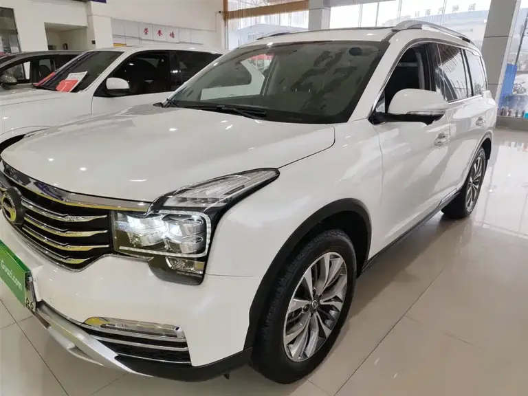 GAC Trumpchi GS8 320 T 2 WD Luxury Connected (7-seat)