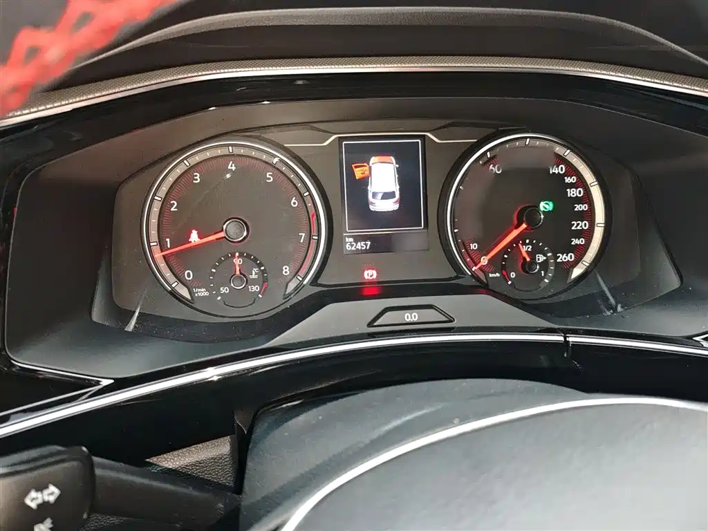 Tayron 330 TSI 2 WD Luxury CN-VI