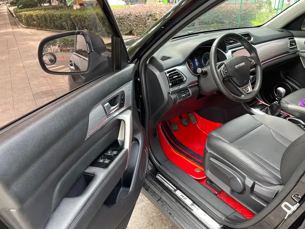 Haval H2 Blue Label 1.5 T Manual 2 WD Elite