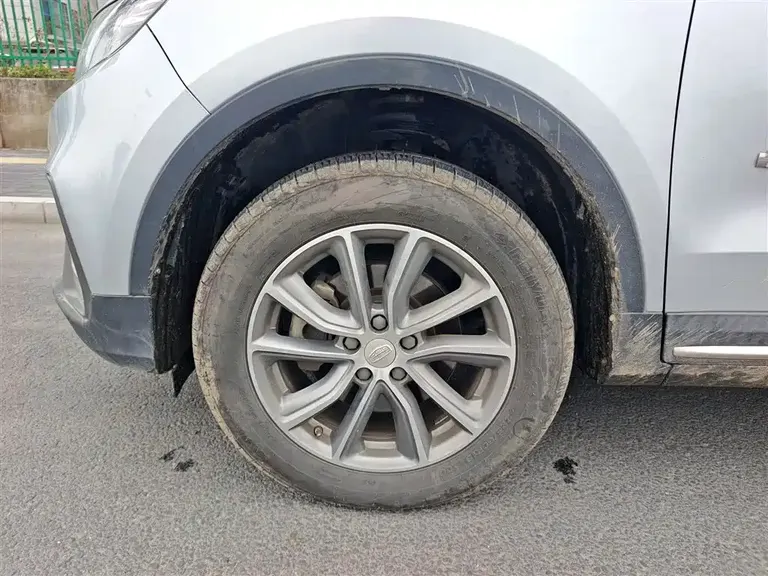 Geely Boyue 1.8 TD Auto 2 WD Connected 4 G Connected