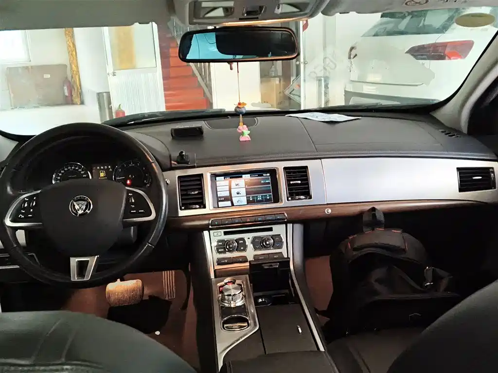 Jaguar XF XF 3.0 SC Elegance