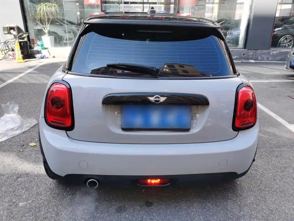 MINI 1.2 T ONE+