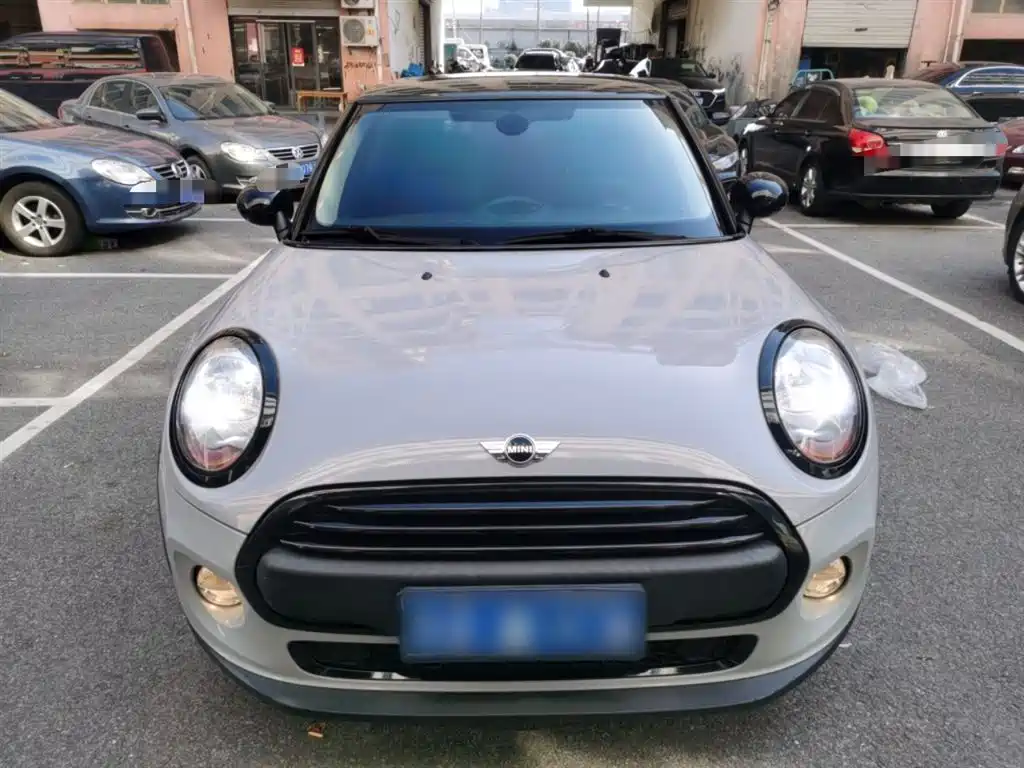 MINI 1.2 T ONE+