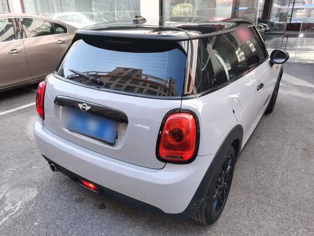MINI 1.2 T ONE+