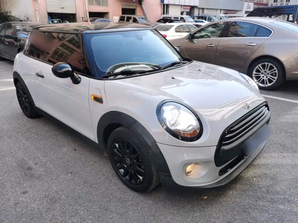 MINI 1.2 T ONE+