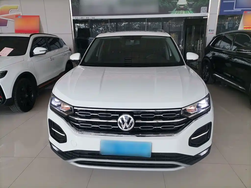 Tayron 330 TSI 2 WD Luxury CN-VI