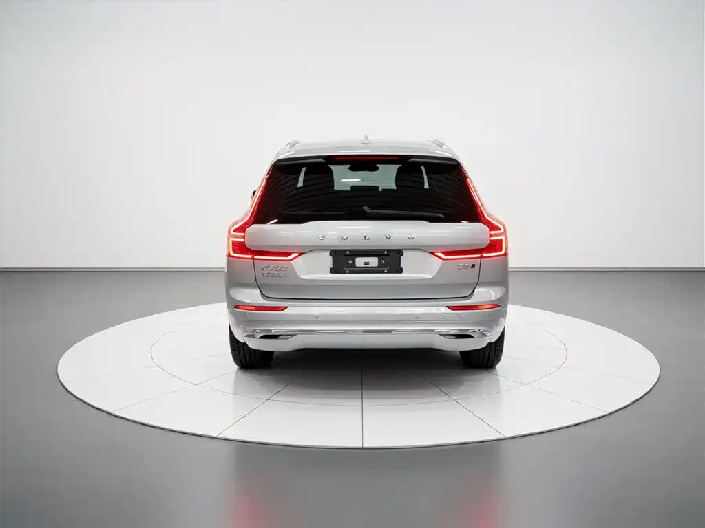 Volvo XC60 B5 4 WD Smart Ease Luxury