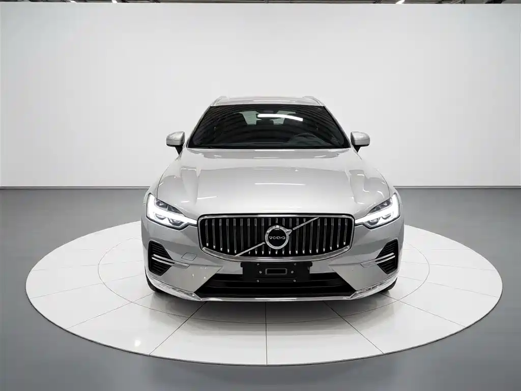 Volvo XC60 B5 4 WD Smart Ease Luxury
