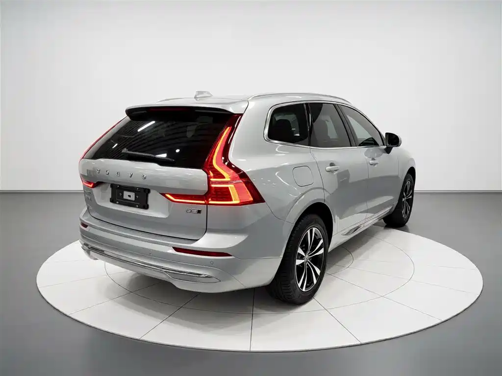 Volvo XC60 B5 4 WD Smart Ease Luxury