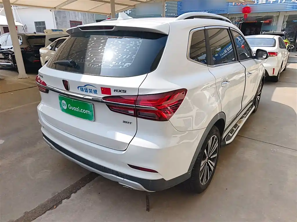 Roewe RX5 20 T Auto 4 G Connected Million