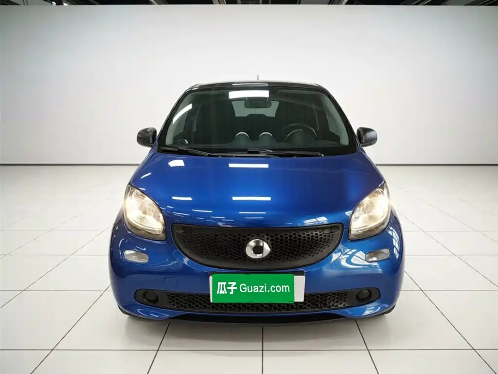 smart forfour 1.0 L 52 kW Agile