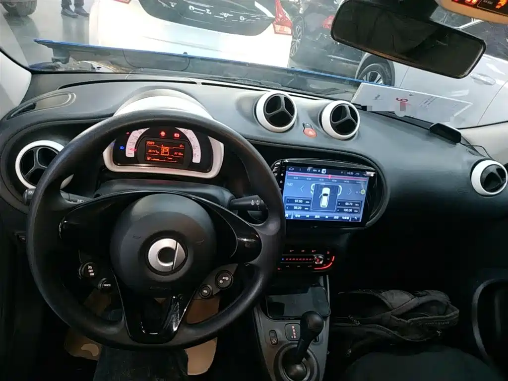 smart forfour 1.0 L 52 kW Agile