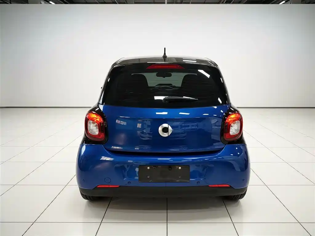 smart forfour 1.0 L 52 kW Agile