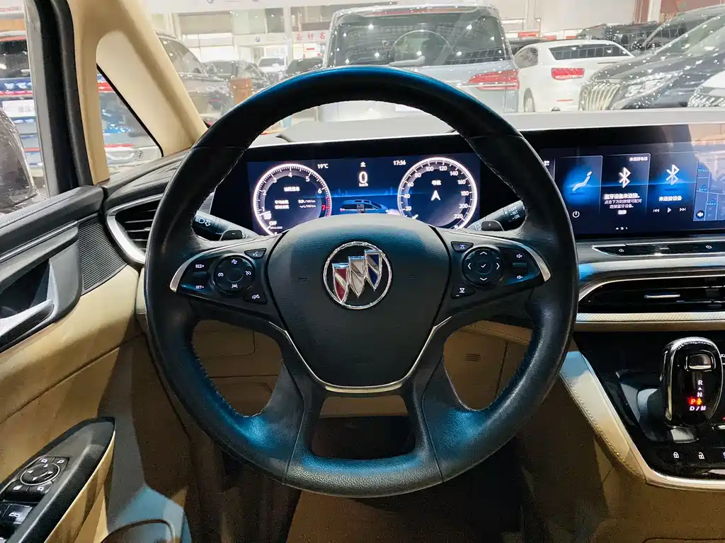 Buick GL8 ES LaCrosse 653 T Premium