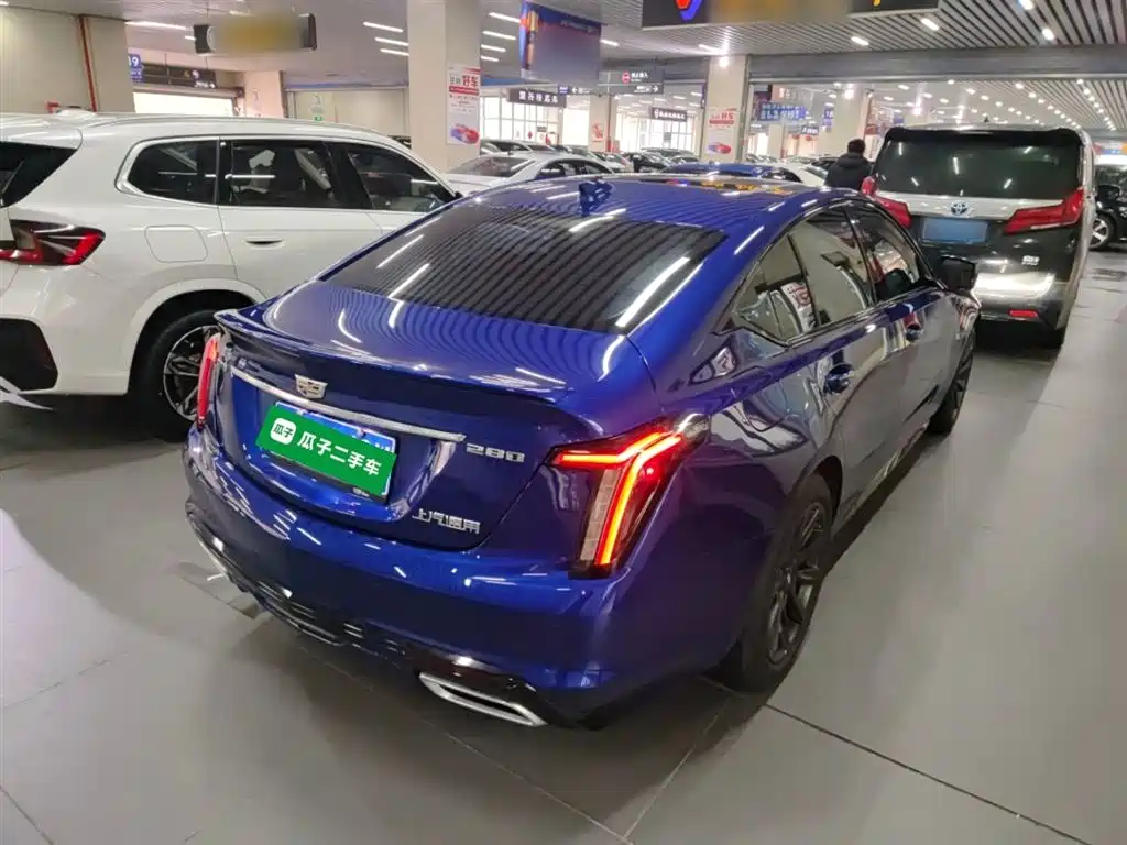 Cadillac CT5 28 T Distinguished