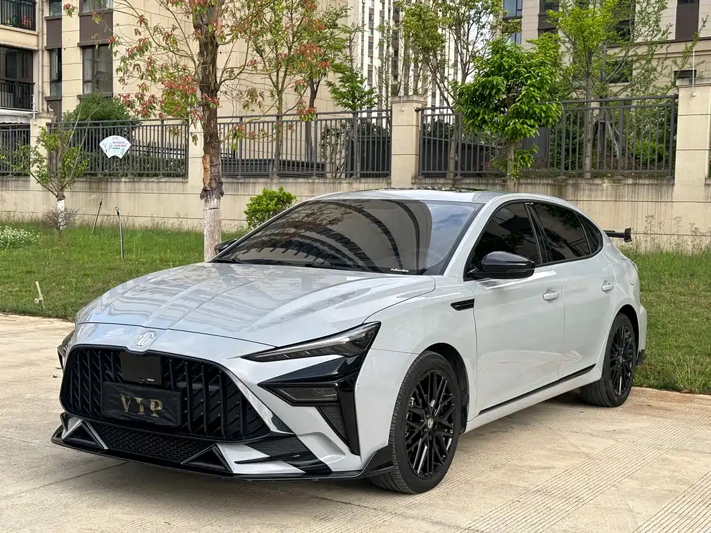 MG6 MG6 2025款 1.5 T XLINE 猎鲨版