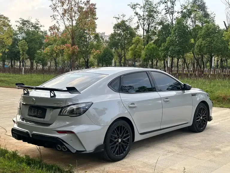 MG6 MG6 2025款 1.5 T XLINE 猎鲨版