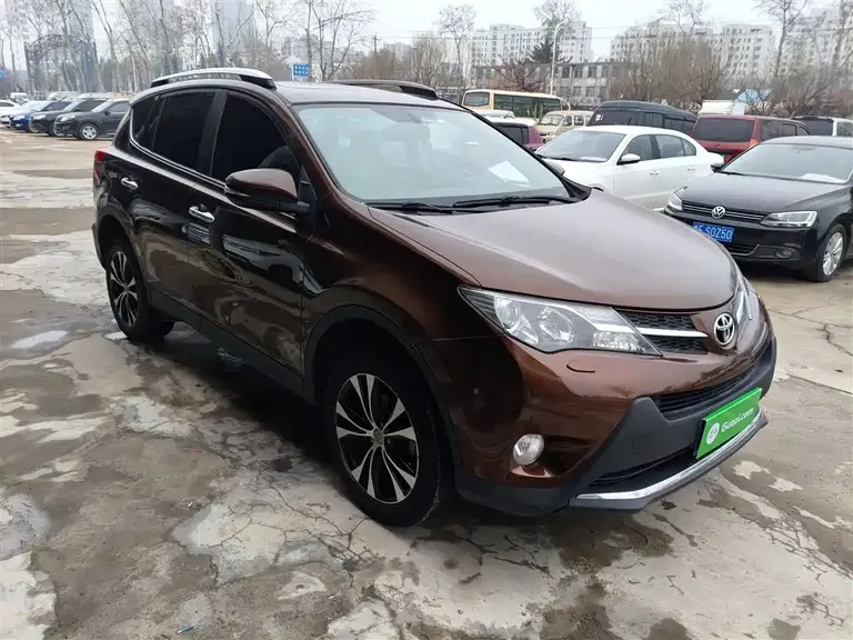 Toyota RAV4 2.5 L Auto 4 WD Luxury