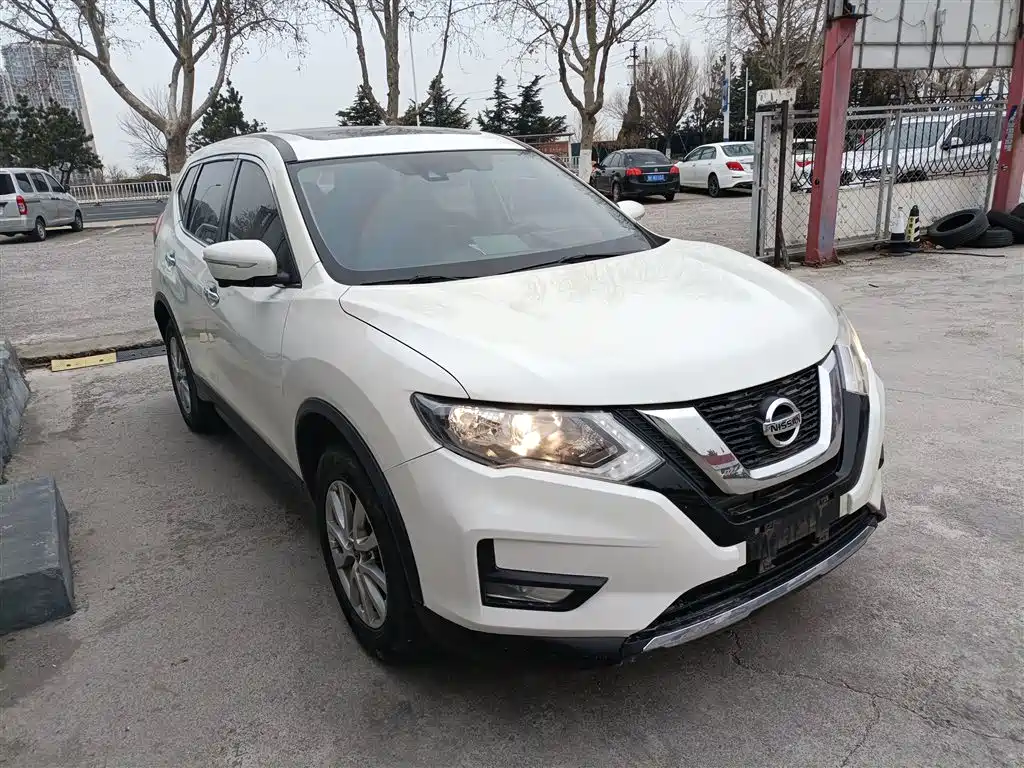 X-Trail 2.0 L 2 WD Connected Comfort Enjoyment