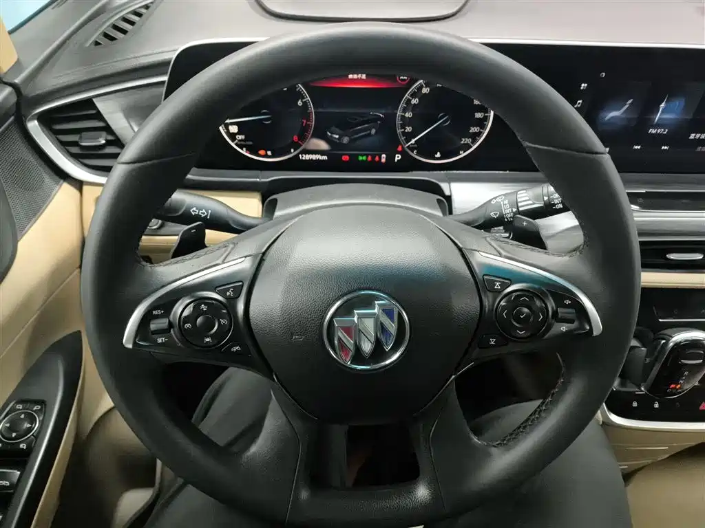 Buick GL8 ES LaCrosse 653 T Premium