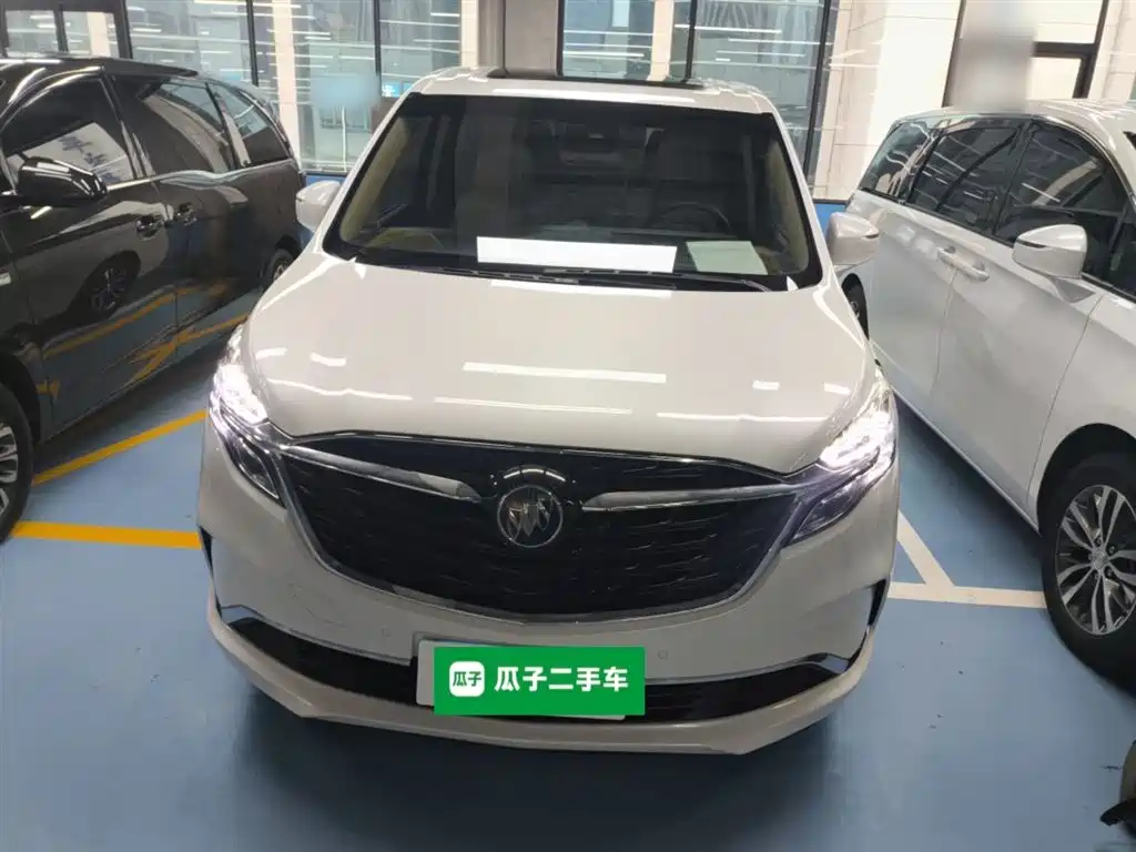Buick GL8 ES LaCrosse 653 T Premium