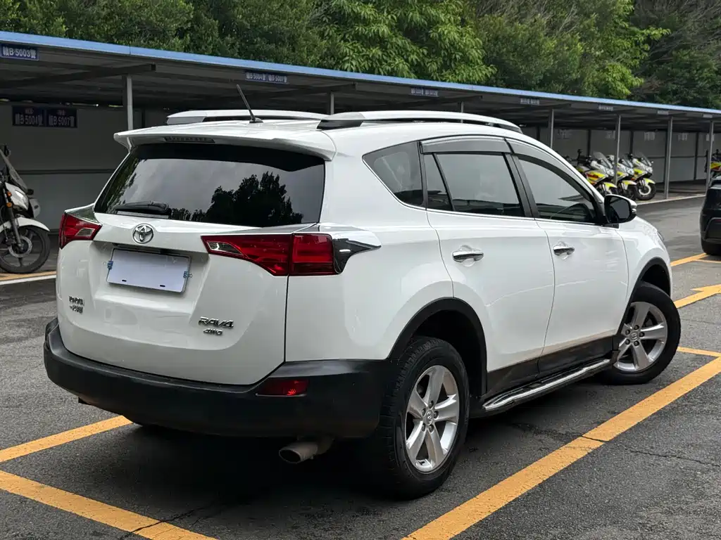 RAV4 2.5 L Auto 4 WD Elite