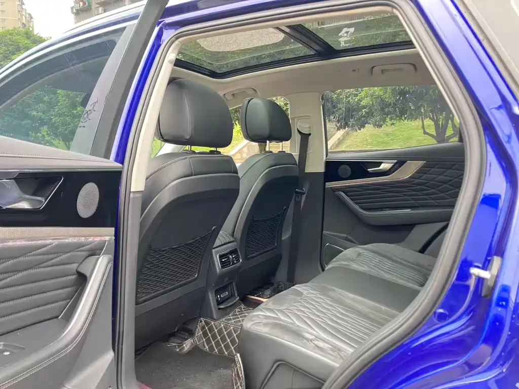 Hongqi HS5 Facelift 2.0 T Connected Flagship Enjoyment