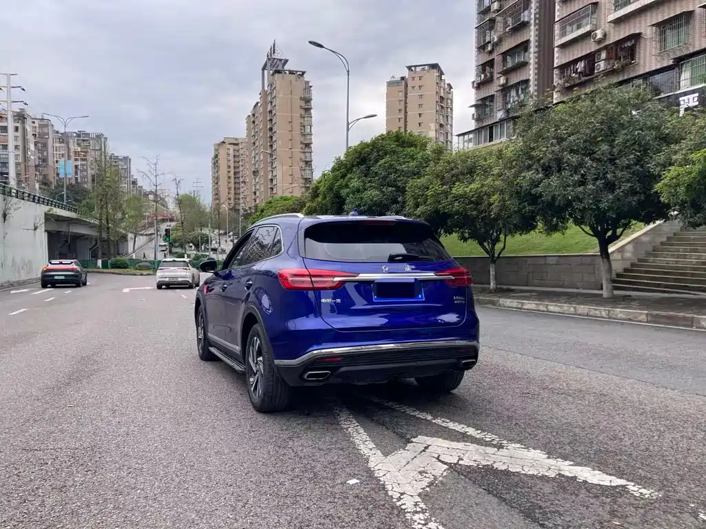 Hongqi HS5 Facelift 2.0 T Connected Flagship Enjoyment