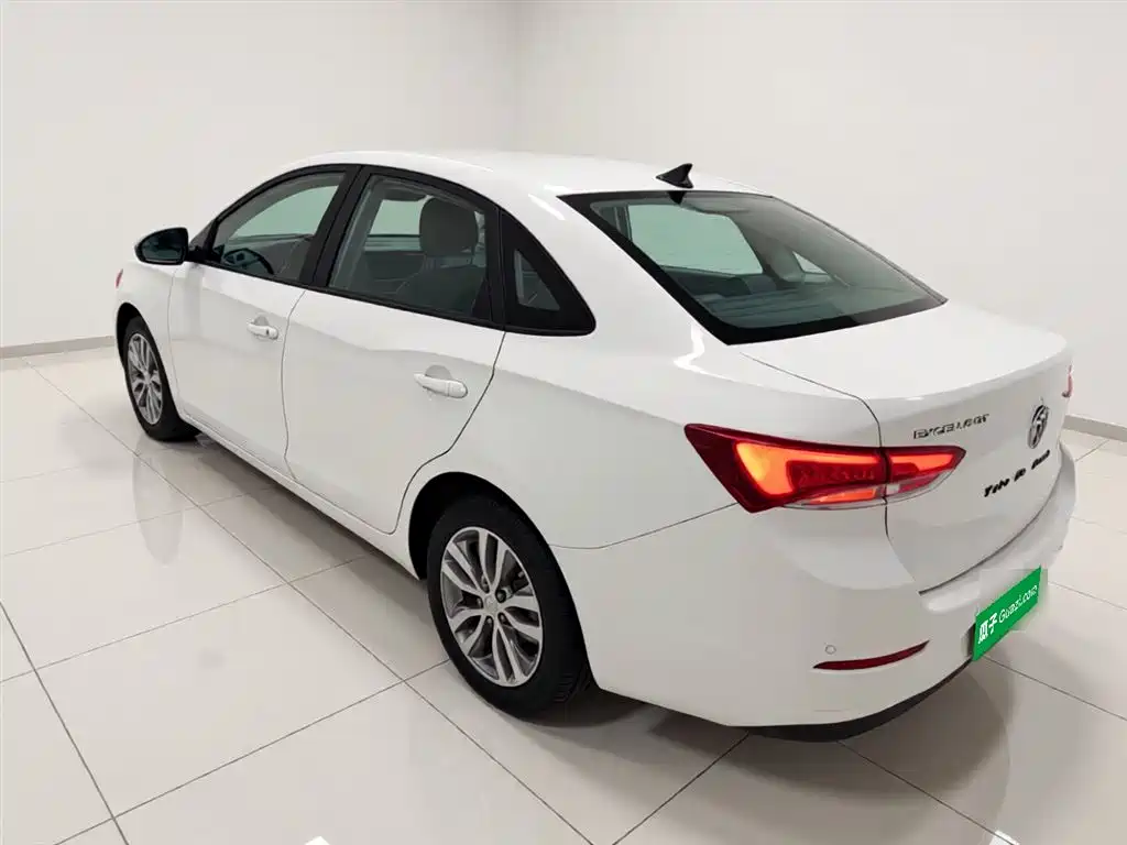 Excelle GT Facelift 1.3 T Auto Light Hybrid Elite