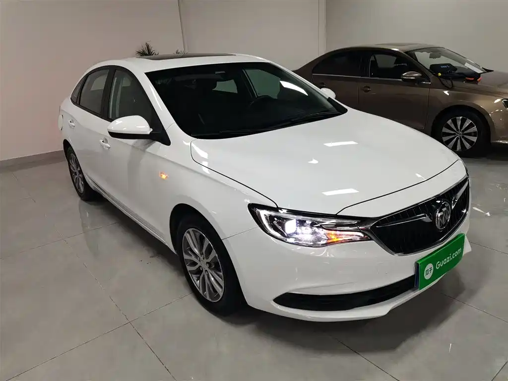 Excelle GT Facelift 1.3 T Auto Light Hybrid Elite
