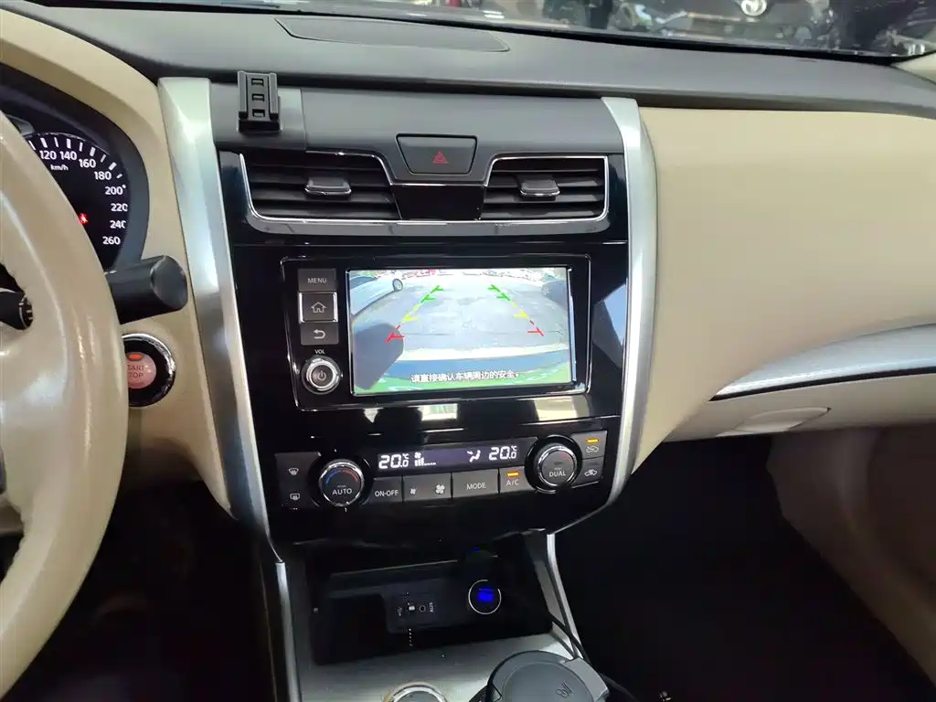 Teana Facelift 2.0 L XL Comfort