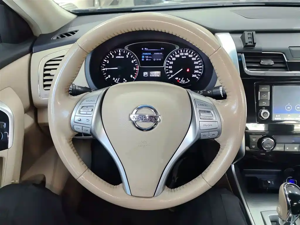 Teana Facelift 2.0 L XL Comfort