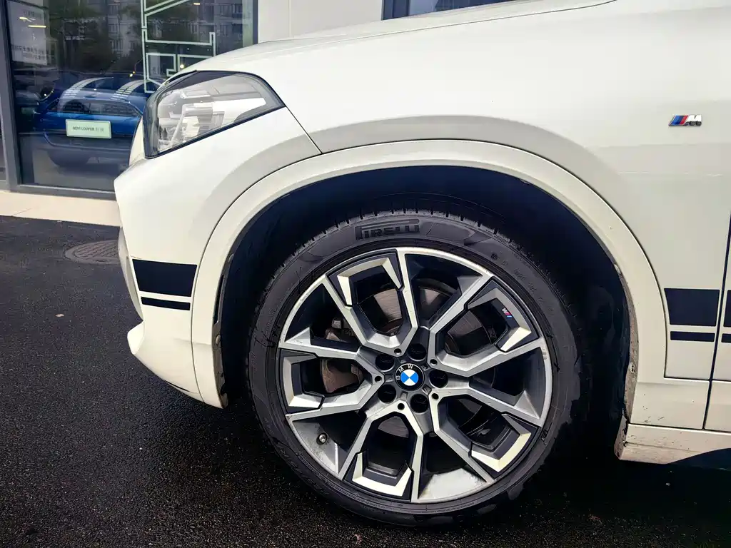BMW X2 sDrive25 i Night