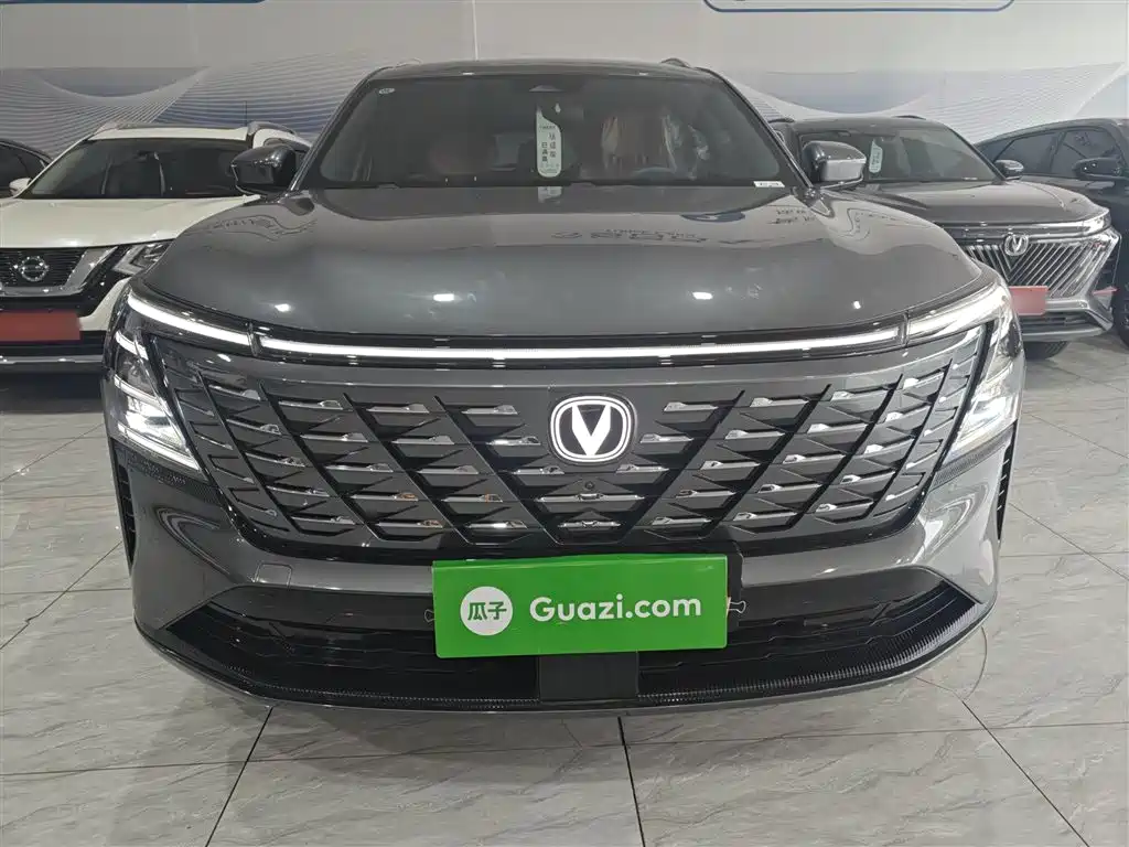Changan CS75 PLUS 4 th Gen 1.5 T New Blue Whale Smart Premium