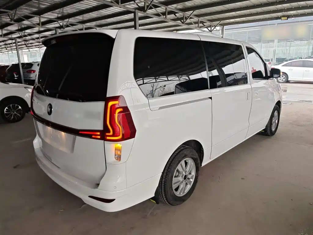 Fengxing M7 风行M7 2021款 1.8 T 手动尊享型