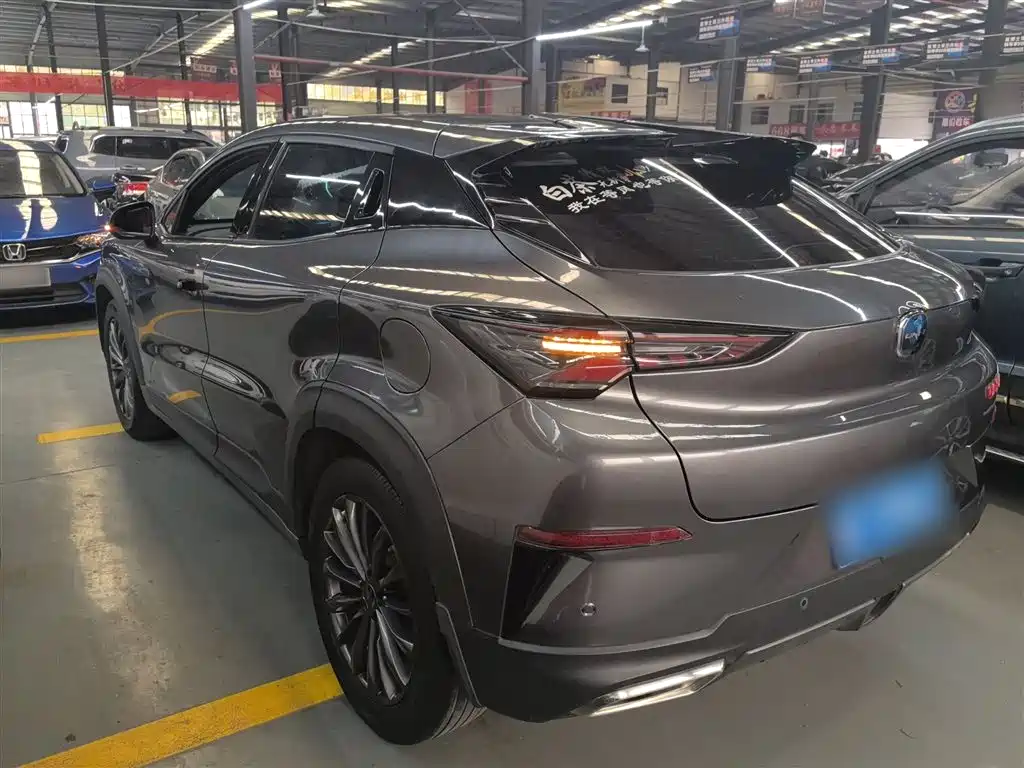Changan UNI-T 1.5 T Luxury