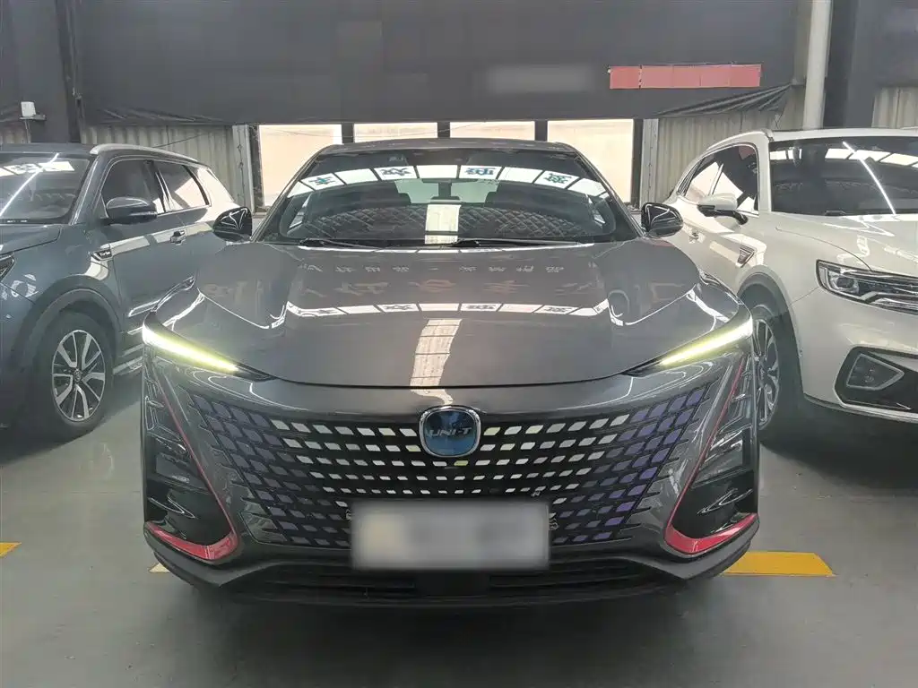 Changan UNI-T 1.5 T Luxury