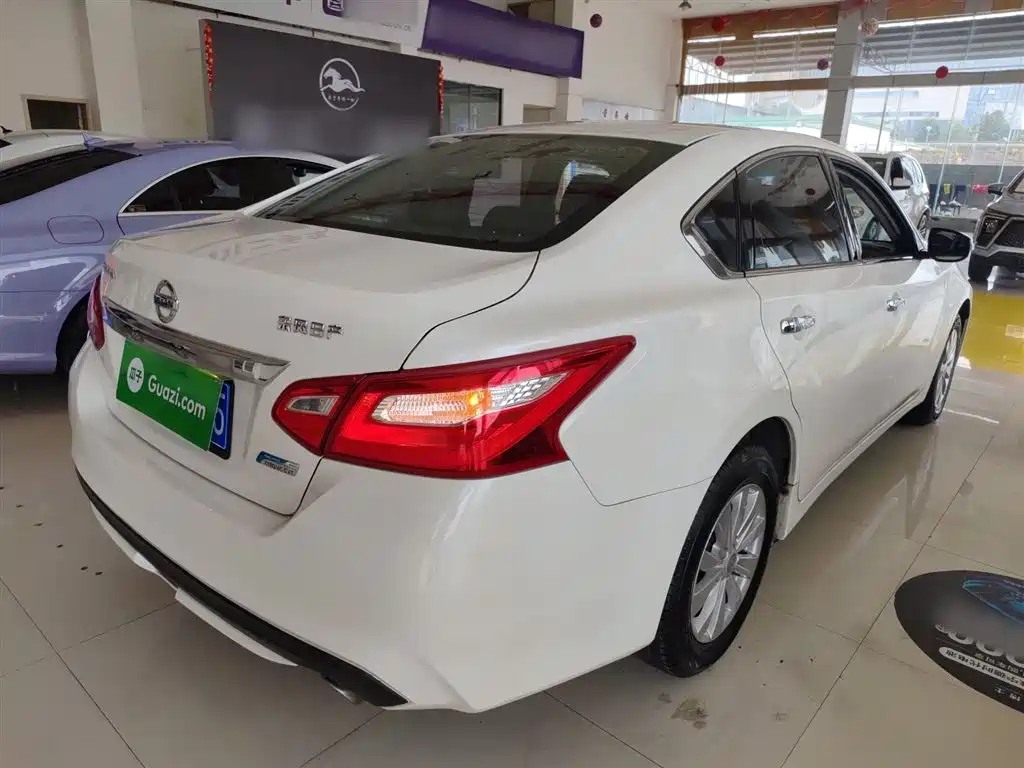 Teana Facelift 2.0 L XL Comfort