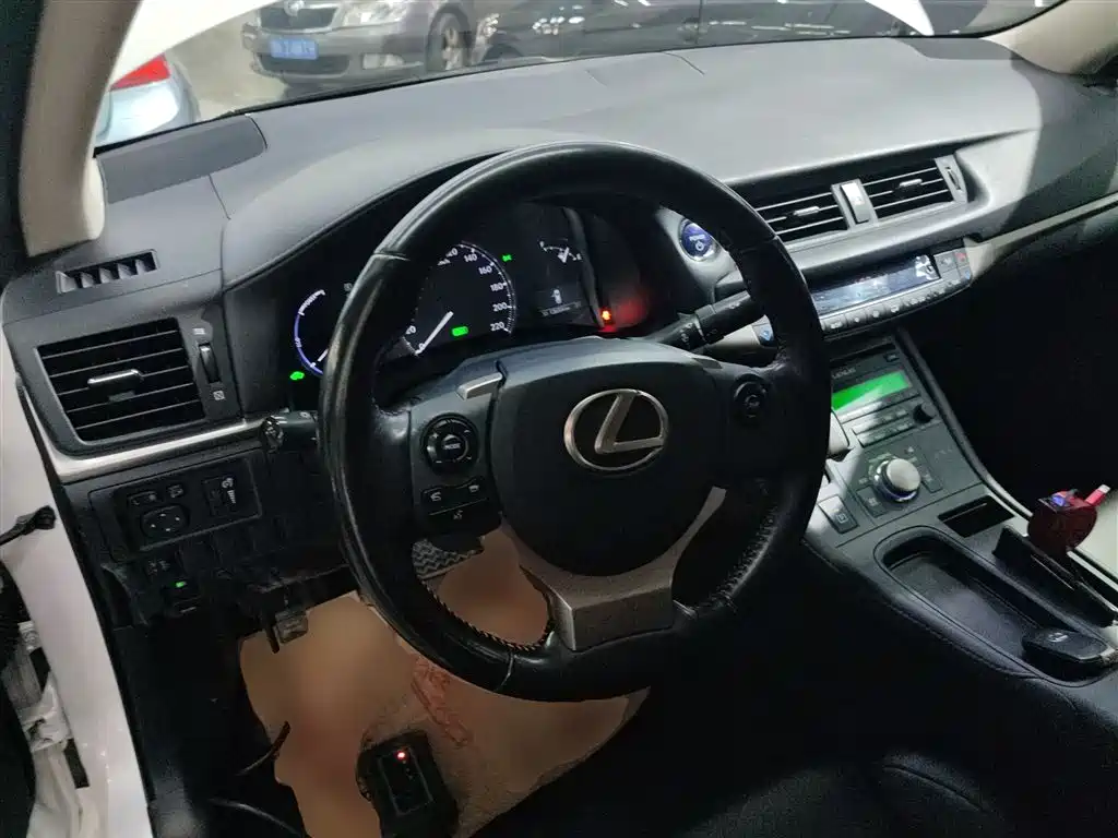 Lexus CT CT200 h Elite Mono CN-VI