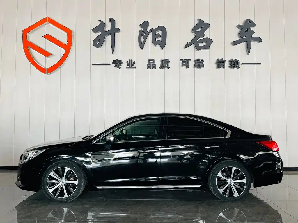 Legacy 2.5 i AWD Glory