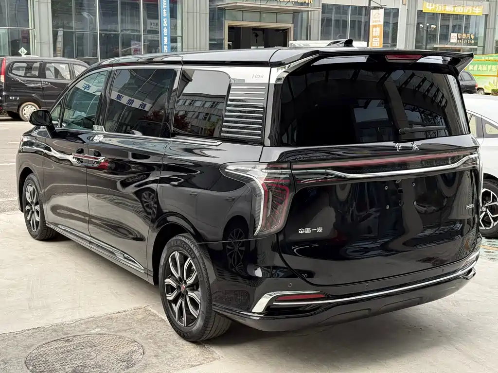 Hongqi HQ9 2.0 T Connected Flagship Joy