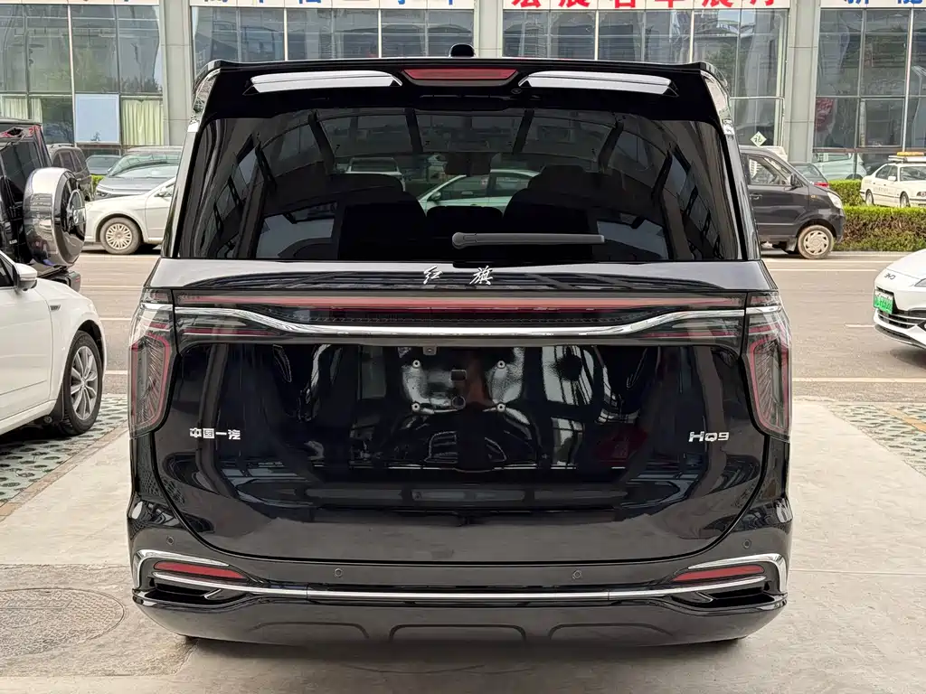 Hongqi HQ9 2.0 T Connected Flagship Joy