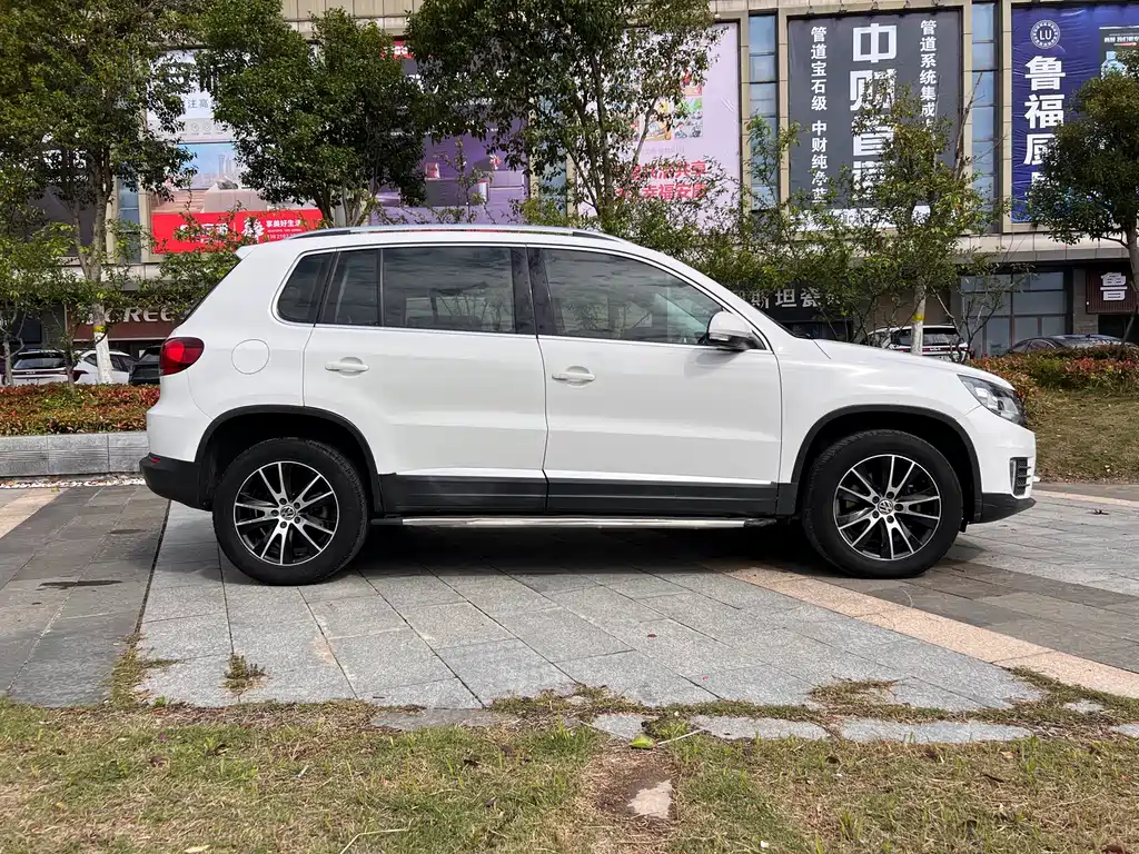 Tiguan 300 TSI Auto 2 WD Luxury