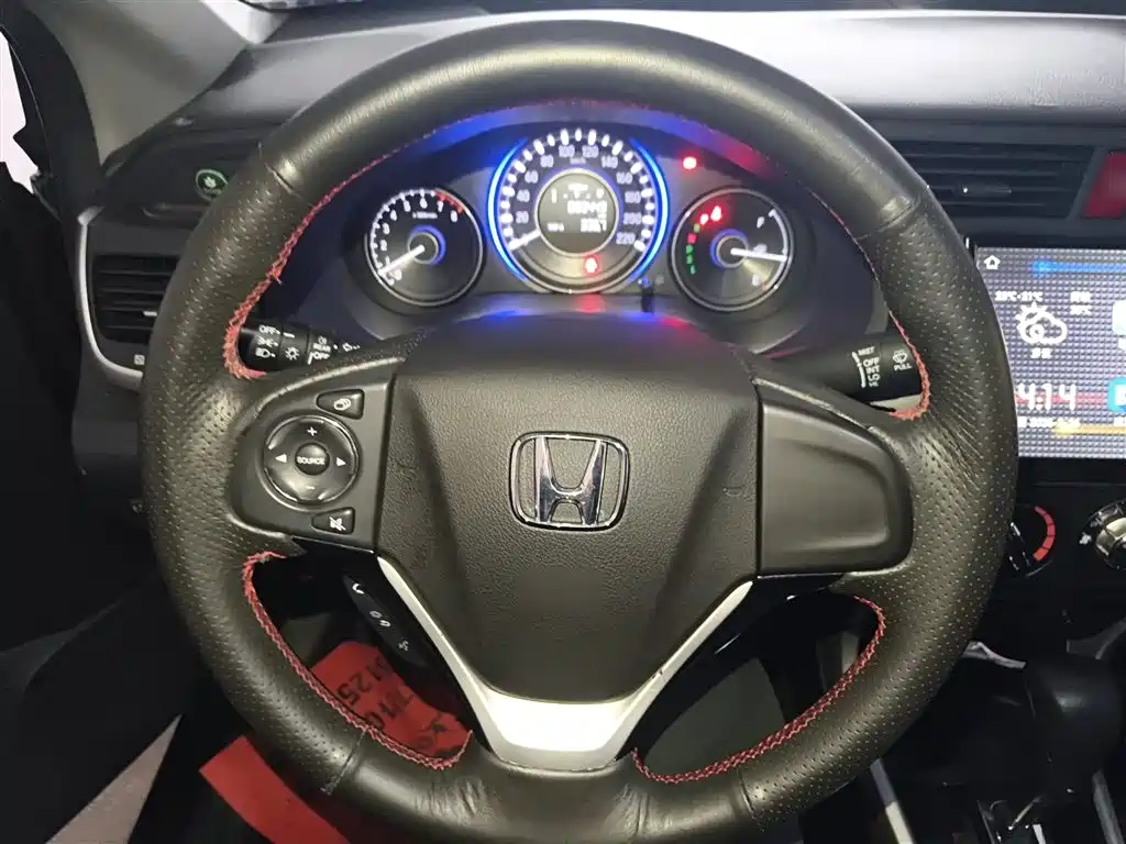 Crider 1.8 L CVT Luxury