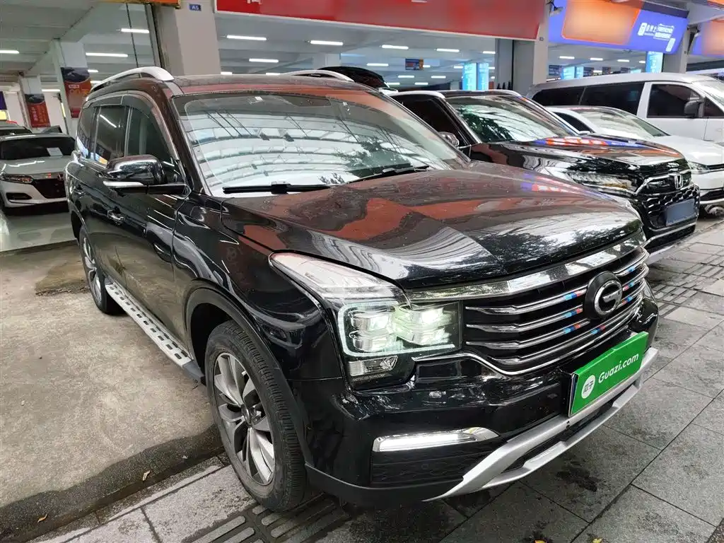 GAC Trumpchi GS8 320 T 2 WD Luxury Connected (7-seat)