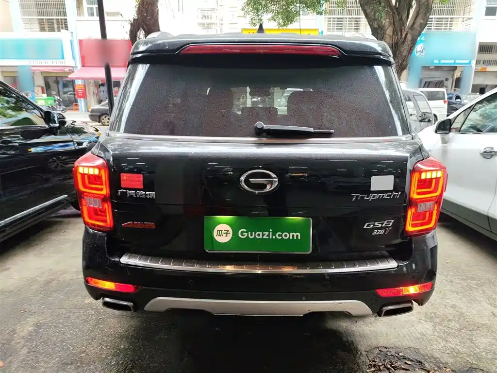 GAC Trumpchi GS8 320 T 2 WD Luxury Connected (7-seat)