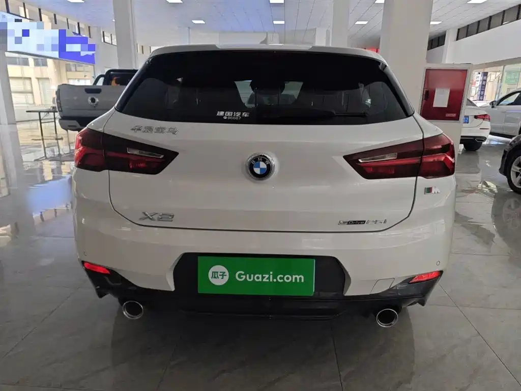 BMW X2 sDrive25 i Premium M Sport Package