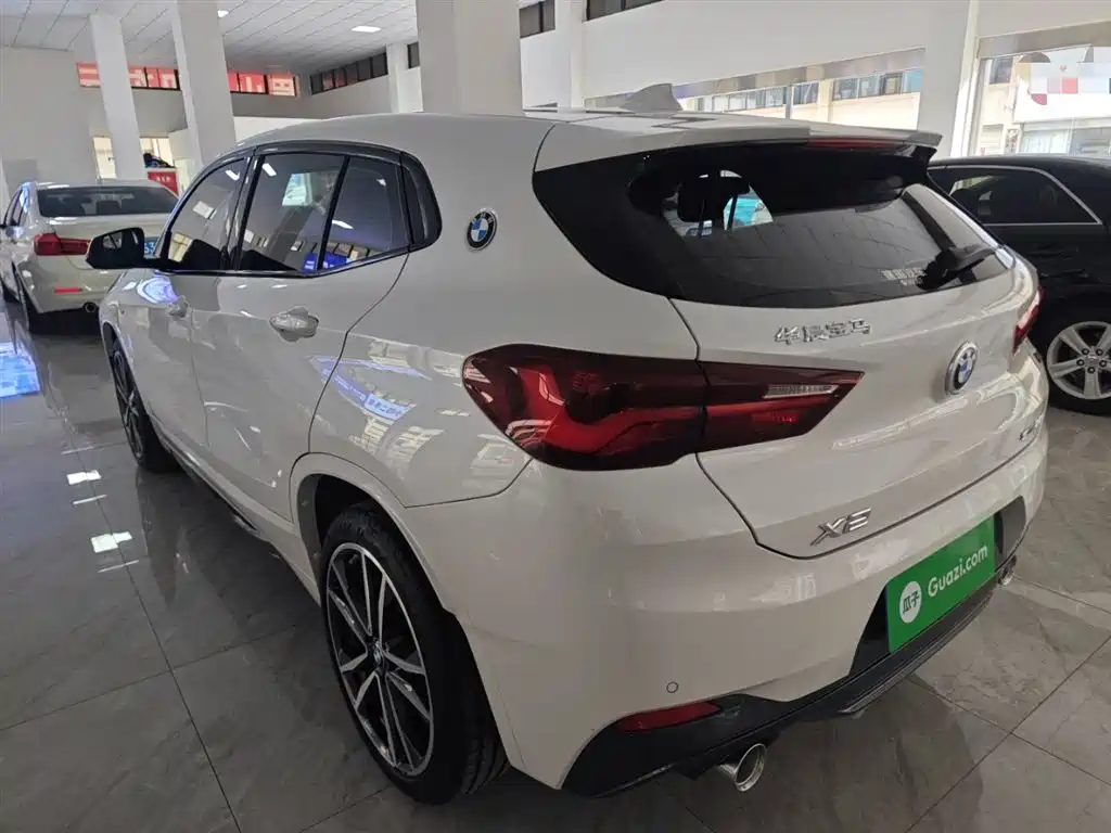 BMW X2 sDrive25 i Premium M Sport Package