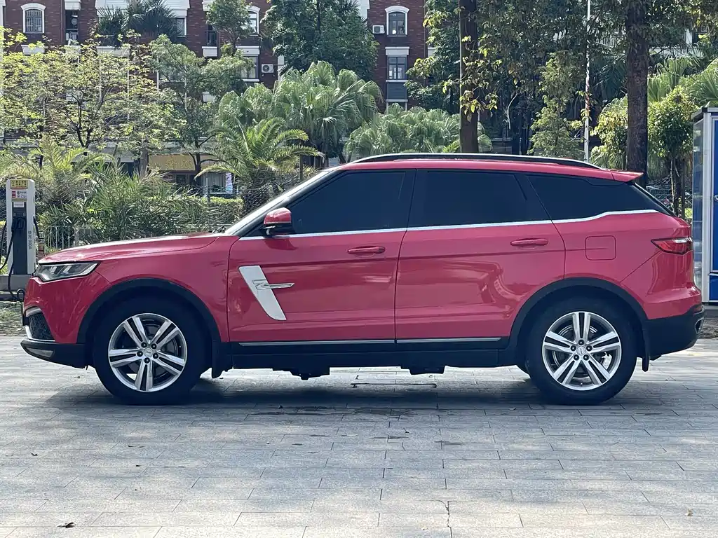 Zotye T700 1.8 T DCT Premium