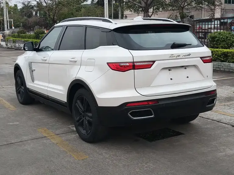 Zotye T700 1.8 T DCT Distinguished